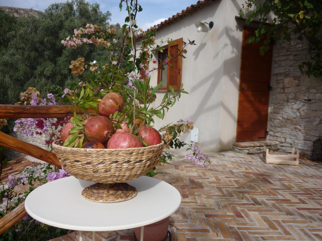 Bed and Breakfast Rocca Del Vento à San Pantaleone Extérieur photo